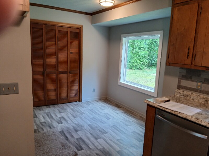 Building Photo - 1850 Brandy Dr SE