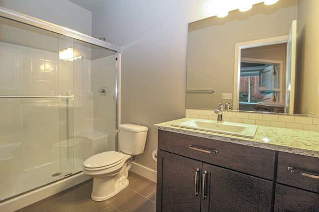 Building Photo - 1418 184th Pl SE