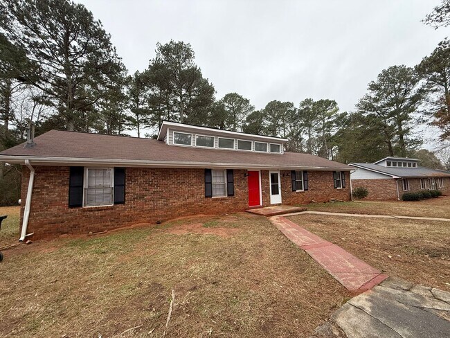 Building Photo - Fowler Drive