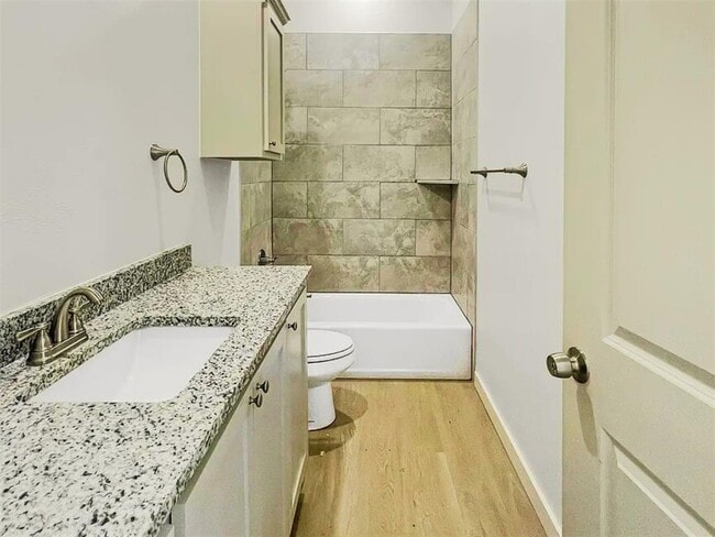 Building Photo - 2116 Charles Whitlow Ave