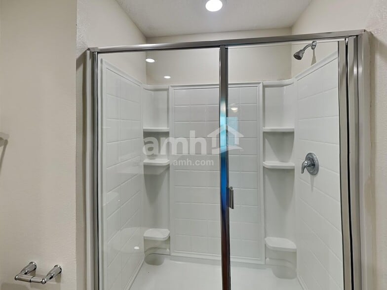 Building Photo - 4353 Seven Canyons Dr