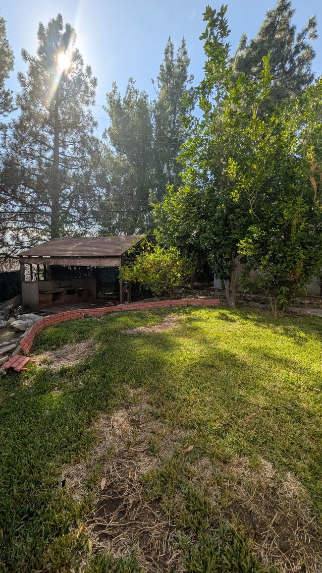 Building Photo - 3232 Brookhill St