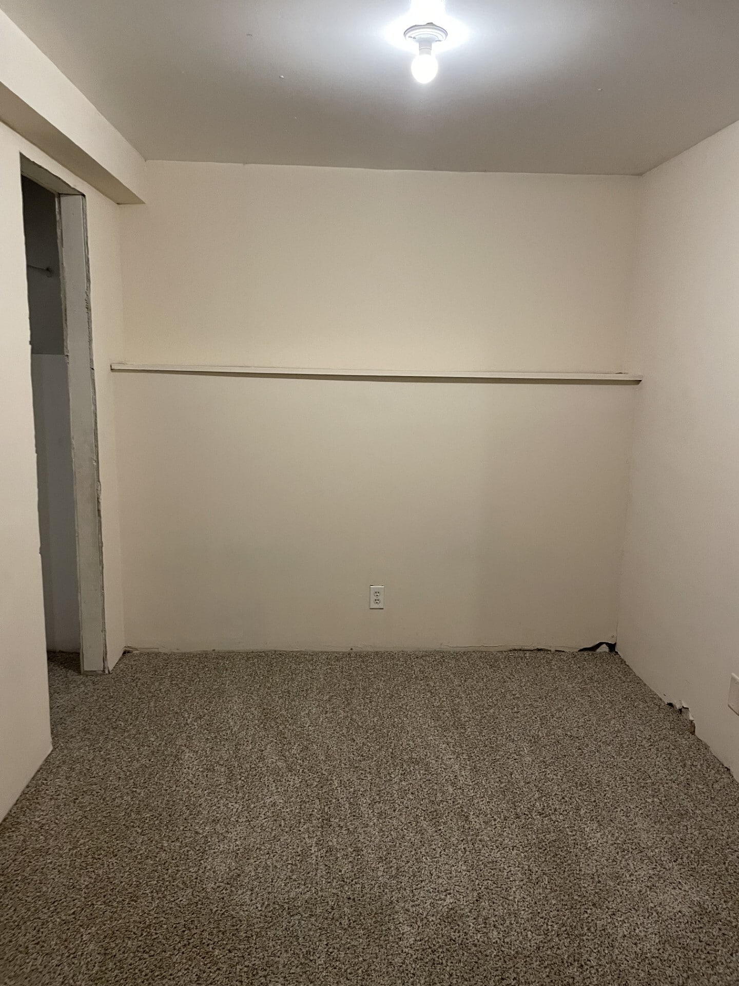 Second Lower level bonus room - 46 Martinview Rd