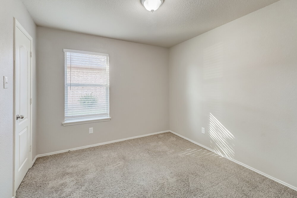 Building Photo - 903 Grouse Rd