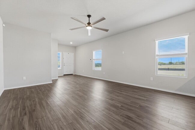 Building Photo - 186 Porcupine Ln