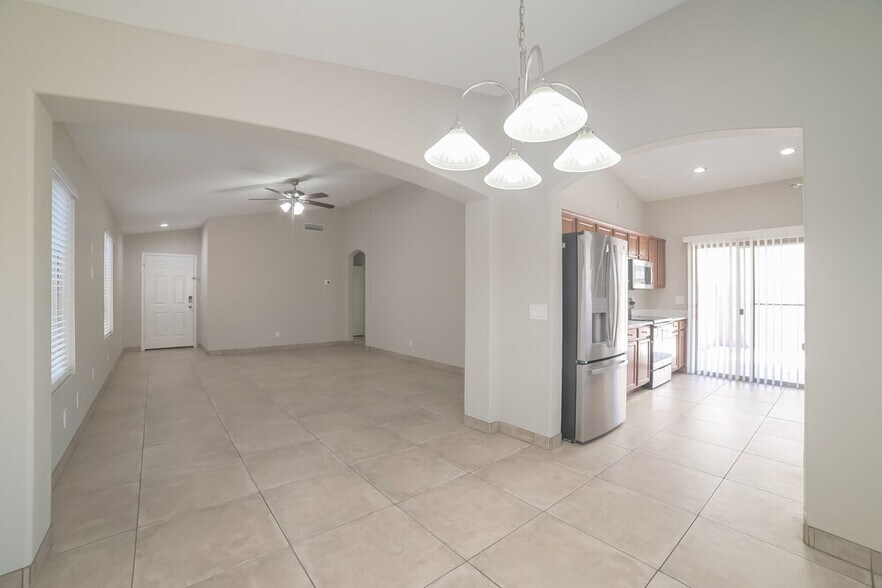 Building Photo - 11476 W Madisen Ellise Dr