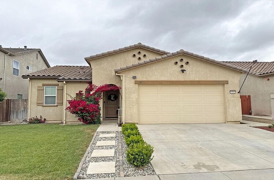 Building Photo - 1151 La Colina St
