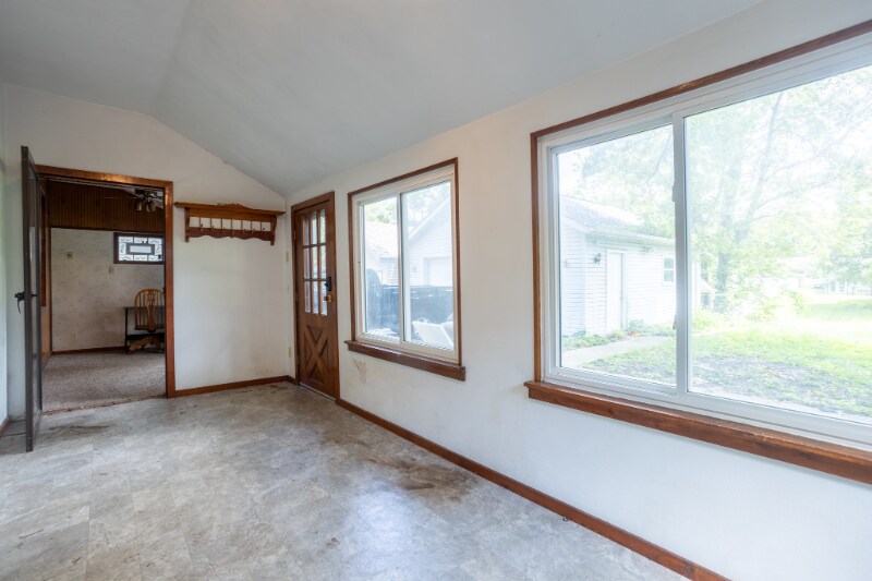 Building Photo - 1120 Williams St