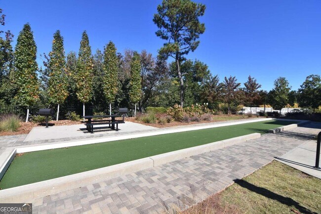 Building Photo - 469 Burton Dr