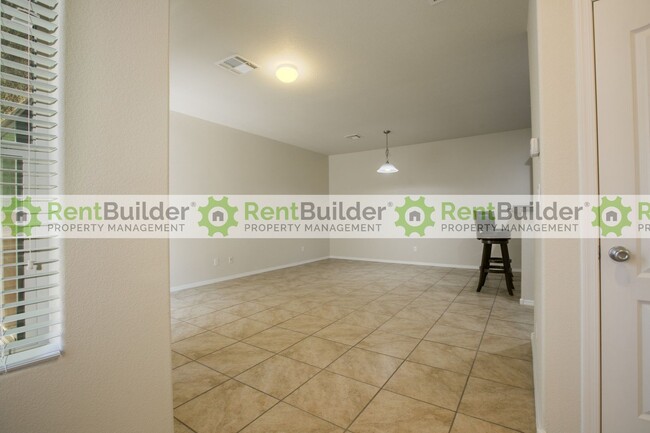 Building Photo - $200 off your first full month's rent with...