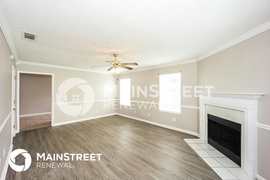 Building Photo - 265 Willow Springs Dr