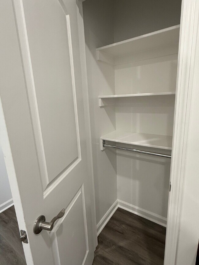 Building Photo - Brand New Luxury Condo - 2 Bedroom 2 Bathroom