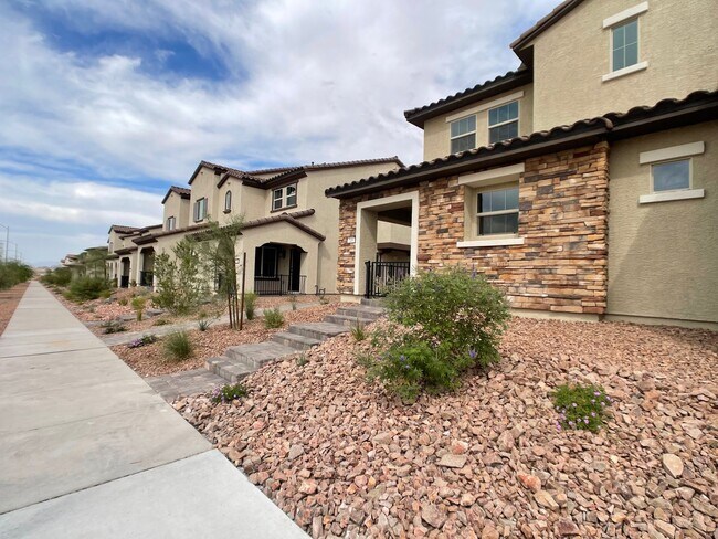 Building Photo - HENDERSON CADENCE COMMUNITY - 3 bed 2.5 ba...