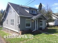 Building Photo - 902 NW 7th Ave