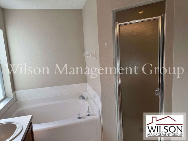 Building Photo - 1604 Sage Creek Ct