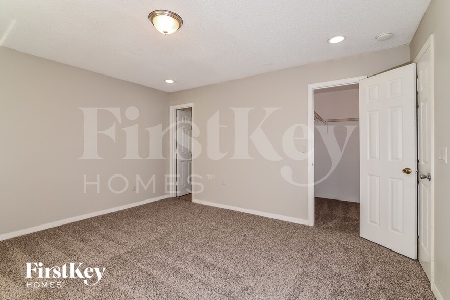 Building Photo - 34 Washington Ave