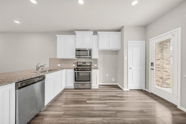 Building Photo - 9244 Inland Leather Ln