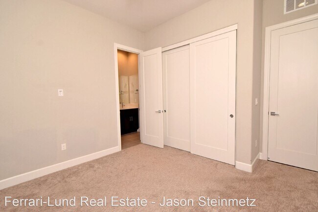 Building Photo - 3 br, 3 bath House - 280 Starboard