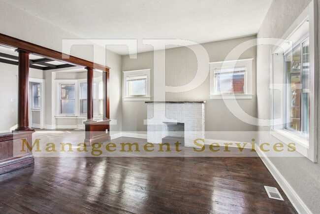 Building Photo - Beautiful, Updated Historic Home in KCMO