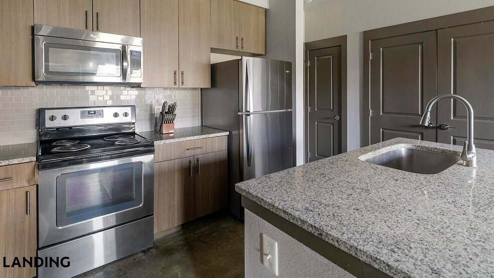 Building Photo - 14805 Grisby Rd