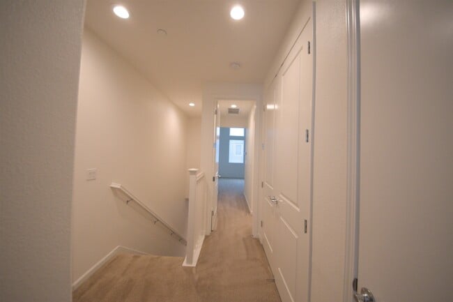 Building Photo - 5590 El Dorado Ln