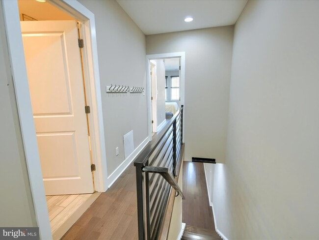 Building Photo - 3822 Manayunk Ave