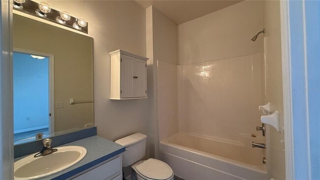 Building Photo - 112 Monroe Cir