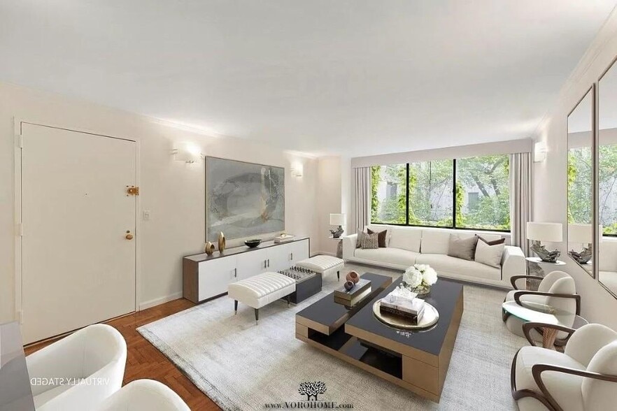 Primary Photo - 303 Greenwich St