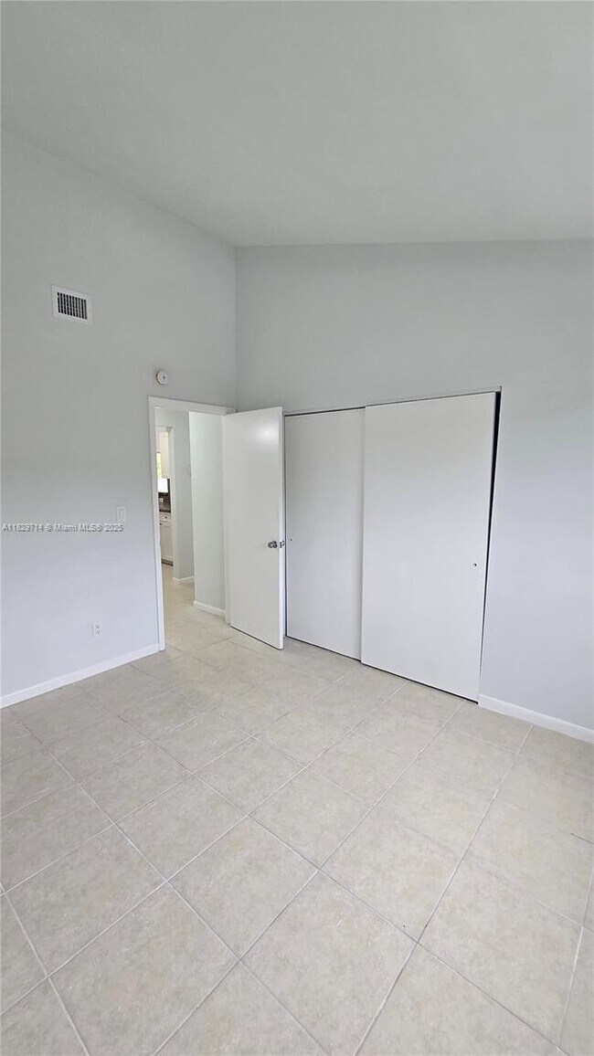 Building Photo - 3409 NW 44th St