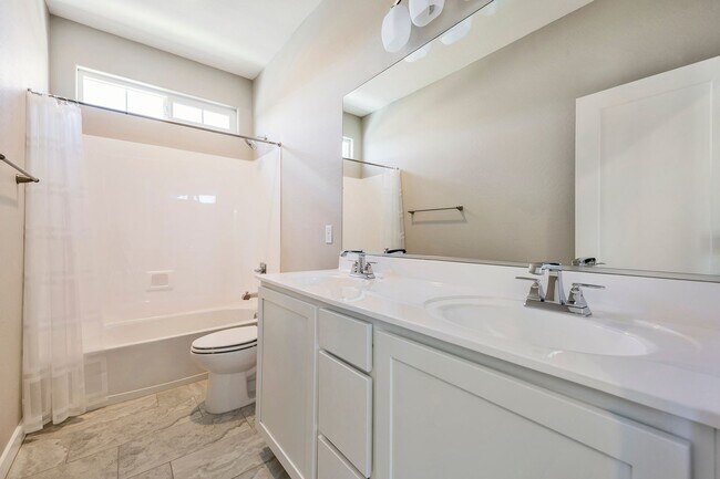 Building Photo - 2327 S Wycliff Cir