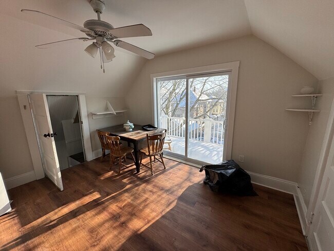 Building Photo - 21 Davis Rd