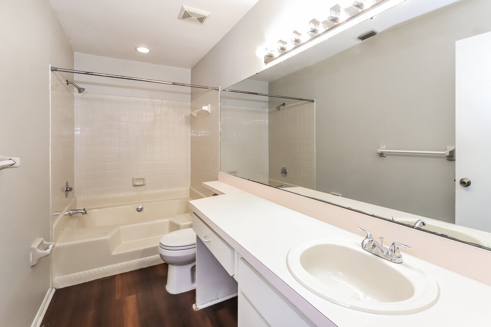 Building Photo - 409 Benson St