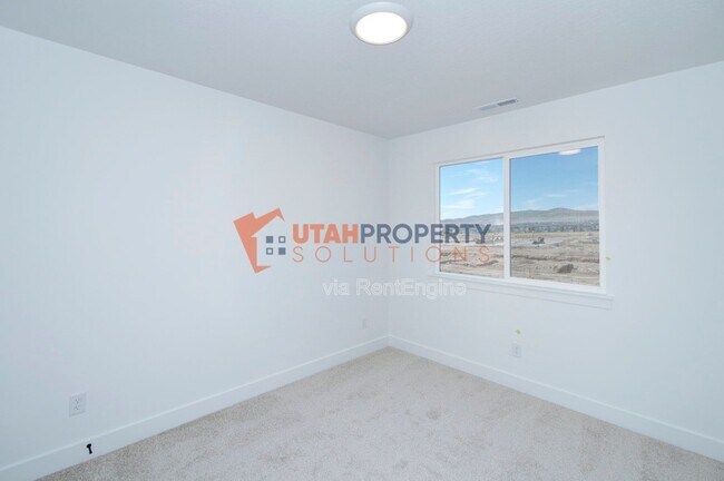 Building Photo - 4419 Templar Dr