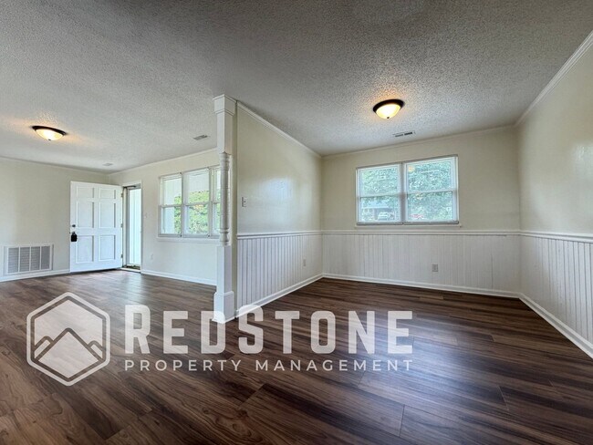Building Photo - 3138 Whitesell Dr