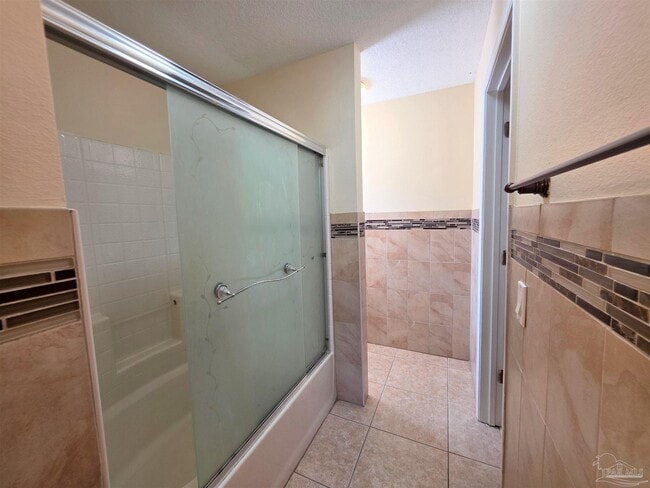 Building Photo - 1028 Antigua Cir