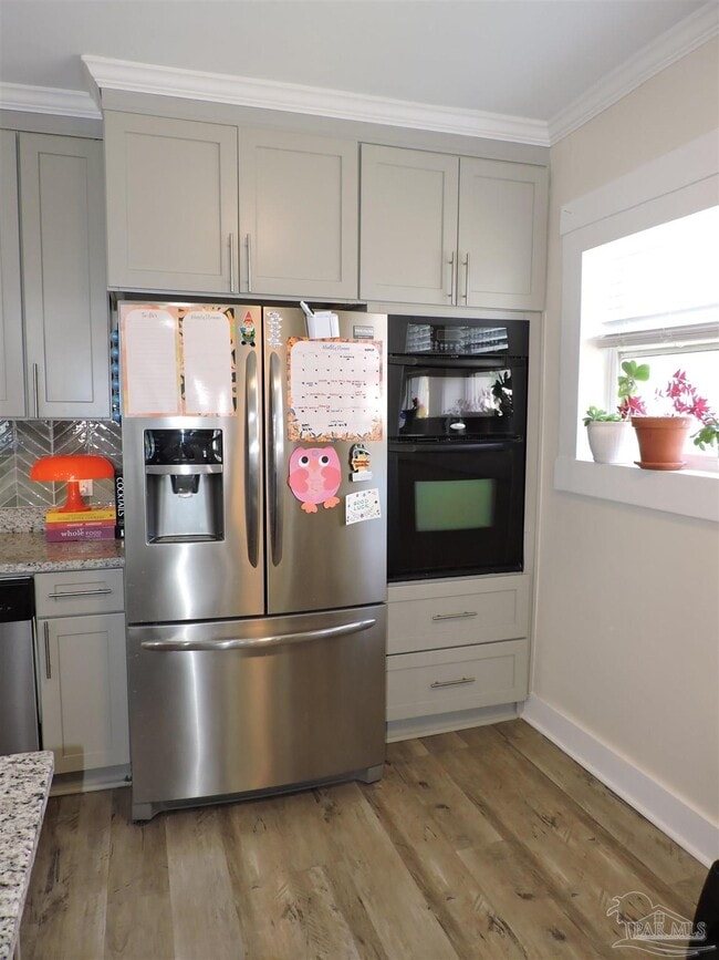 Building Photo - 19 N C St