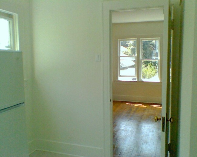 Building Photo - Coming Soon! Charming Studio 1/2 Block Fro...