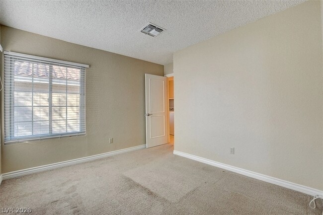 Building Photo - 2302 Fairbourne Way