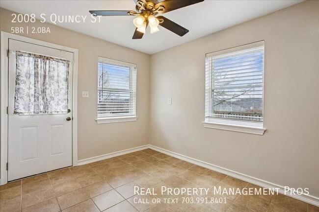 Building Photo - 2008 S Quincy St