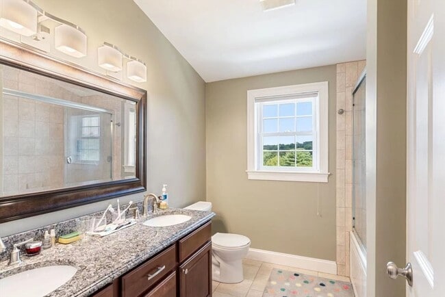 Building Photo - 83 Orient Ave