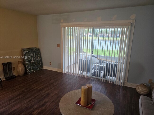 Building Photo - 3945 Kamena Ct