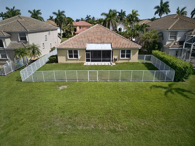 Building Photo - 12325 Cascades Pointe Dr