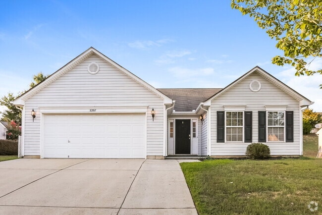 Building Photo - 5207 Hildreth Court