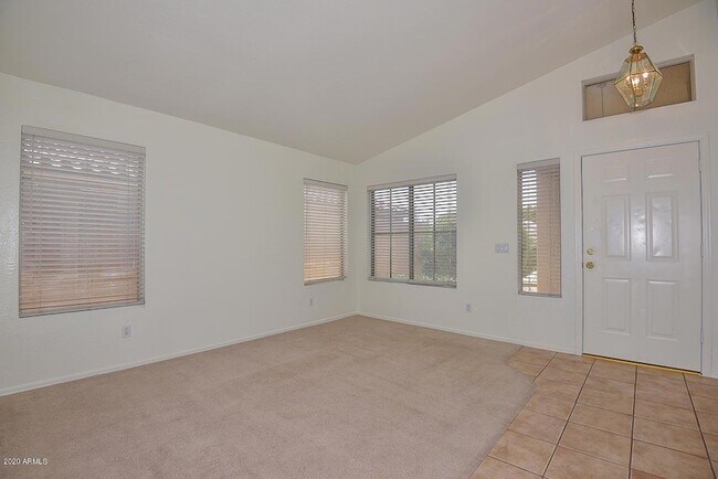 Building Photo - 7472 W Potter Dr