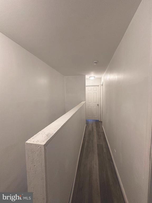 Building Photo - 25 Murray St