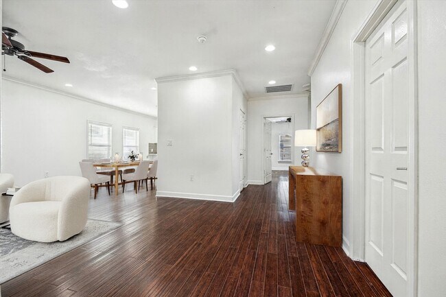 Building Photo - 2108 Freeman St