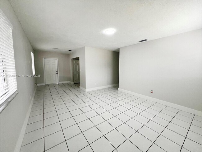 Building Photo - 11311 SW 203rd Terrace