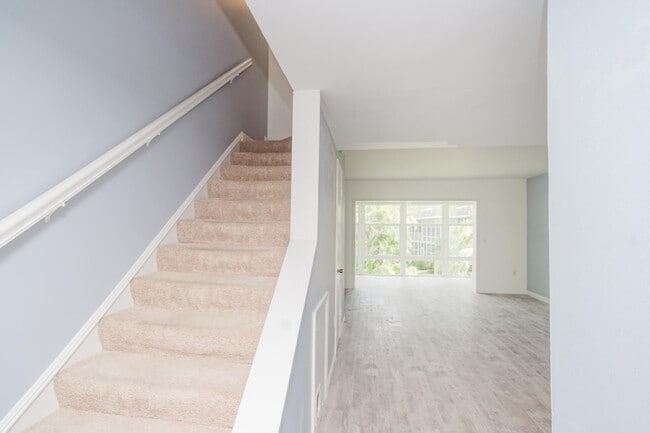 Building Photo - 1901 Indian River Blvd