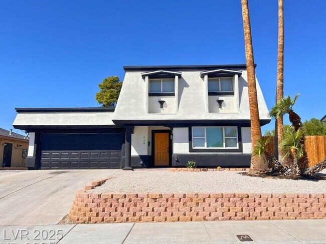 Primary Photo - Stylish 4-Bed Home with Pool, Spa & No HOA...