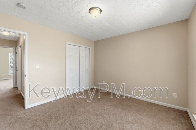 Building Photo - 296 High Meadows Cir